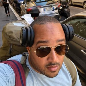 Meet your Posher, Robert